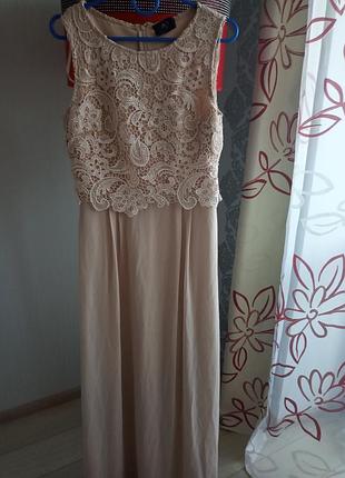 Нежное вечернее платье в пол  с кружевным лифом и воздушной юбкой