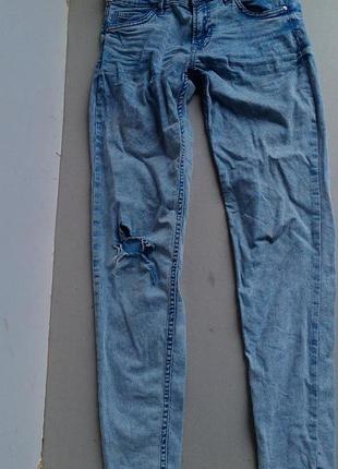 Тонкие летние джинсы с необработанным низом2 фото
