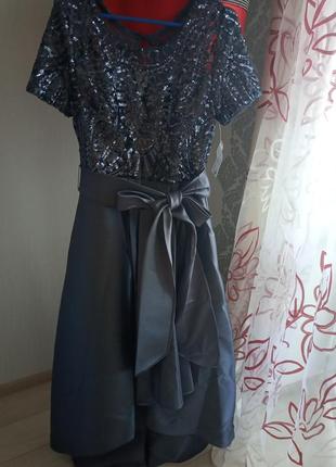 Шикарное вечернее платье с атласной юбкой  и пайетками3 фото