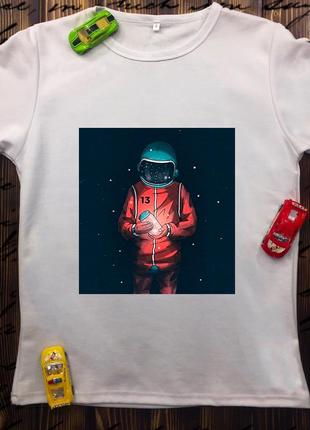 Мужские футболки с принтом - космонавт6 фото