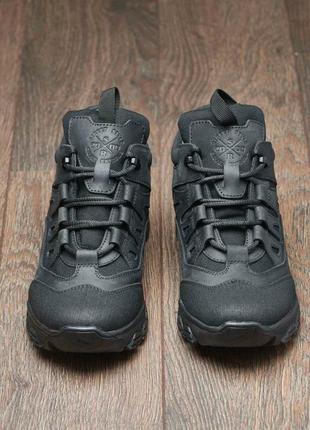 Тактичні шкіряні зимові кросівки чопні, взуття військове5 фото