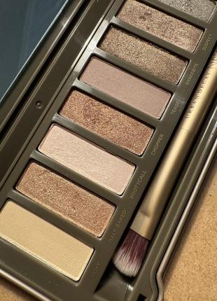 Палетка теней urban decay naked 2 eyeshadow palette3 фото