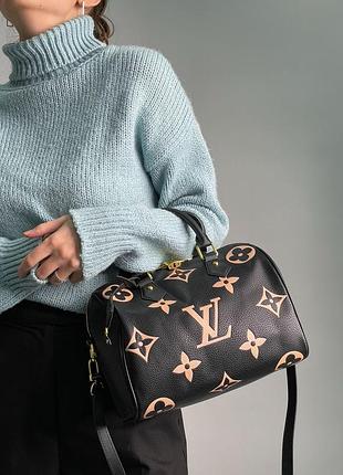 Стильная женская сумочка