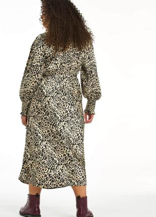Сказочное новое сатиновое платье миди4 фото