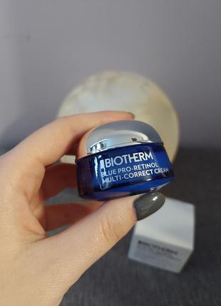 Крем для обличчя biotherm blue pro-rethinol multi-correct anti-aging face cream