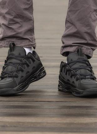 Osiris d3 triple black 3599 144663680