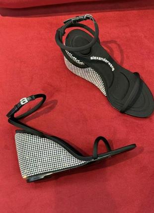 Бомоножки на танкетке в стиле alexander wang