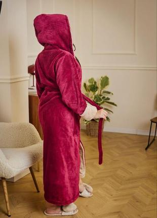 Халат женский махровый длинный с капюшоном 1060 бордовый2 фото