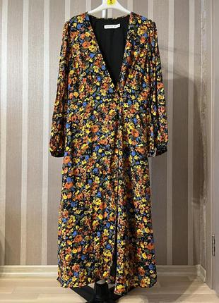 Платье в цветочный принт с поясом warehouse модал