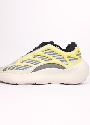 Adidas yeezy 700 v3 сірі з бежевим  кросівки чоловічі адідас ізі низькі весняні демісезонні демісезон низькі осінні2 фото