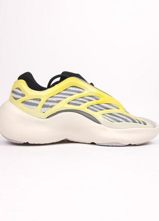 Adidas yeezy 700 v3 сірі з бежевим  кросівки чоловічі адідас ізі низькі весняні демісезонні демісезон низькі осінні6 фото