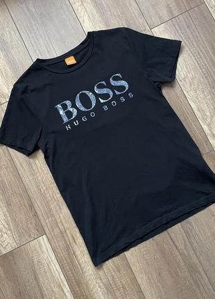 Футболка hugo boss