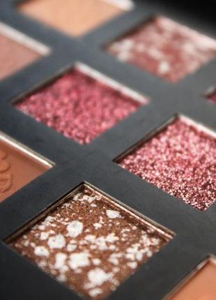 Нереальна палетка тіней bogenia2 фото