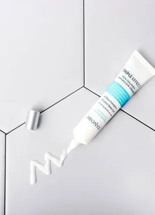 Антивозрастной крем для век с пептидами и коллагеном aronyx triple effect real collagen wrinkle eye