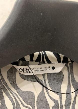 Булуза блузка zara з принтом чорно біла сорочка8 фото