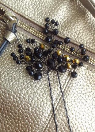 Шпилька веточка из бусин