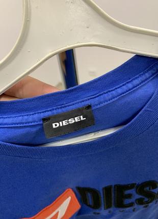 Футболка diesel с большим вышитом логотипом3 фото