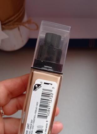 Тональный крем nyx professional makeup can't stop won't stop full coverage foundation.
тональная основа.3 фото