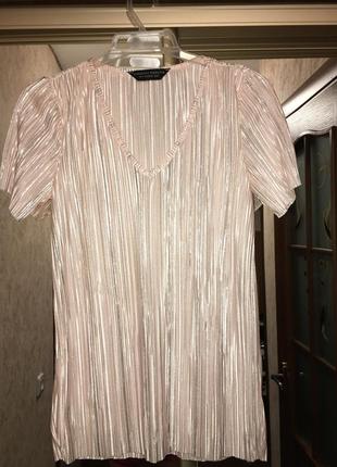 Блестящая легкая нарядная блуза цвет пудра dorothy perkins5 фото