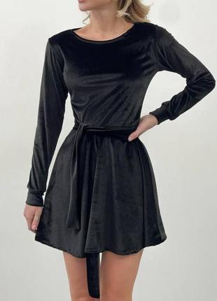 Класична чорна оксамитова бархатна міні сукня з рукавами🖤1 фото