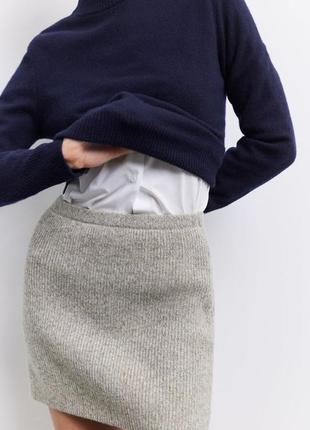 Трикотажная мини юбка на основе шерсти5 фото