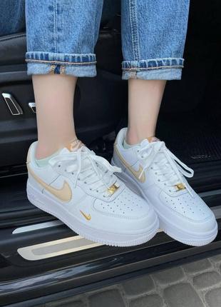 Женские кроссовки nike air force low2 фото