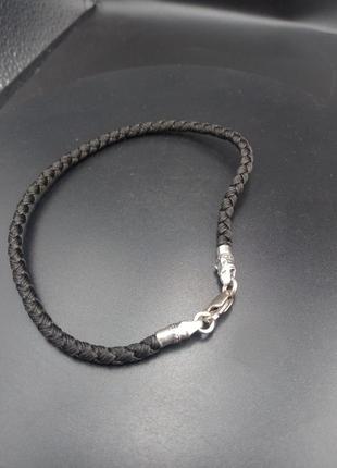 Шнурок шелковый с серебряными концевиками2 фото