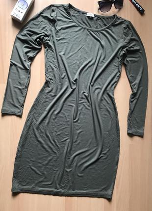 Удлиненное платье