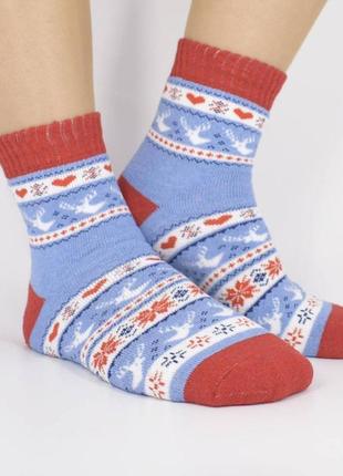 Консервовані шкарпетки крутого сноубордиста - подарунок з гумором любителю зимового спорту6 фото