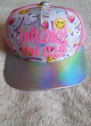 Яркая бейсболка phonicons