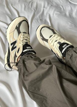 Замшевые кроссовки new balance 990v3 beige9 фото