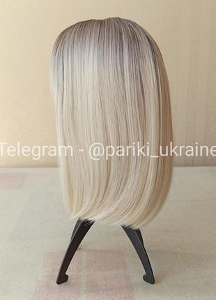 Короткий парик блонд, новая, каре, термостойкая, с чубчиком, парик3 фото