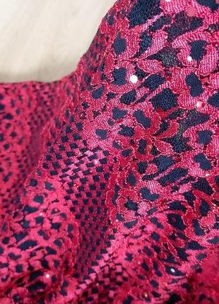 Красивое красное гипюровое платье с подкладкой стрейч3 фото