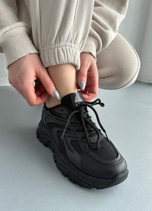 Черные кроссовки3 фото