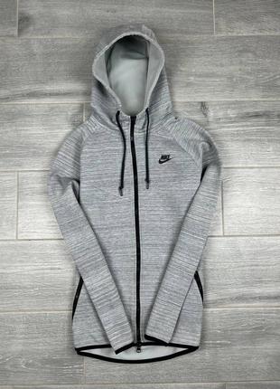 Nike tech fleece