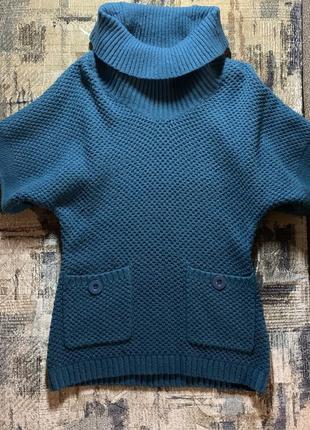 Світер-водолазка