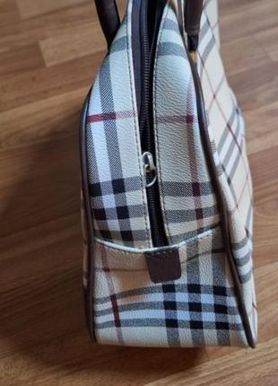 Жіноча сумочка burberry4 фото