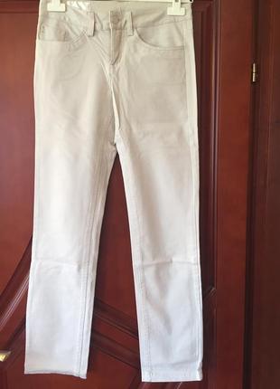 Джинсы, брюки