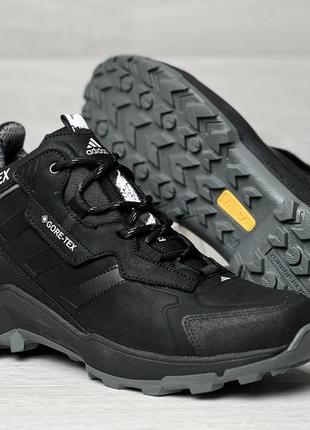 Спортивні шкіряні черевики, кросівки зимові термо adidas terrex gore-tex