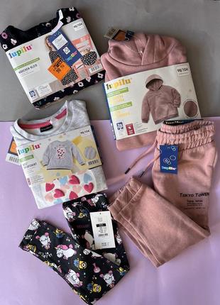 Новий комплект одягу для дівчинки 98-104 сантиметри