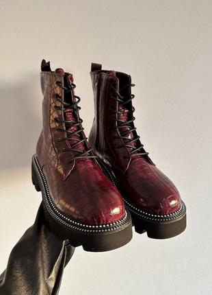 Python boots burgundy3 фото