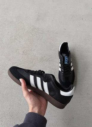 Женские кожаные кроссовки adidas samba black white адидас самба хит продажа премиум5 фото