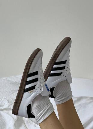 Женские кожаные кроссовки adidas samba black white адидас самба хит продажа премиум2 фото