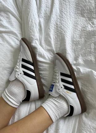 Женские кожаные кроссовки adidas samba black white адидас самба хит продажа премиум6 фото