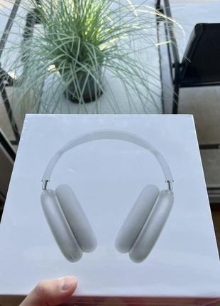 Airpods max наушники белые черные
