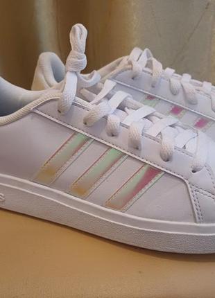 Кросівки адідас adidas