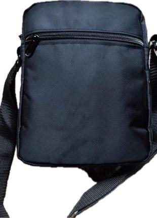 Чоловіча спортивна сумка через плече чорна7 фото