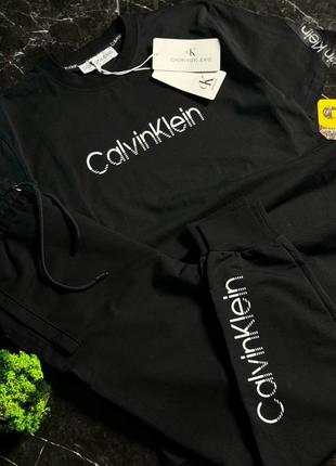 Летний костюм в стиле calvin klein3 фото