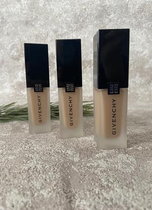 Givenchy prisme libre skin-caring matte тональна основа5 фото