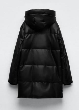 Шкіряна куртка пуфер середньої оригінал довжини довга під шкіру кожаная зимова пуховик з капюшоном і карманами5 фото